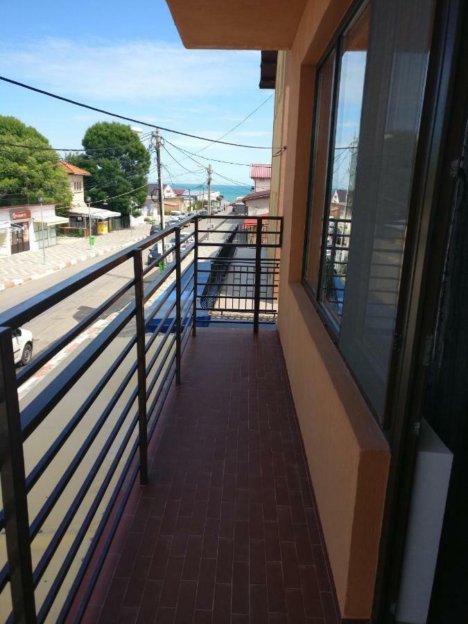 ホテル Vila Isabela コスティネシュティ エクステリア 写真